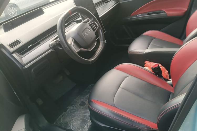 Used NETA V 2021 Standard Range Entertainment Edition Left Front Seat