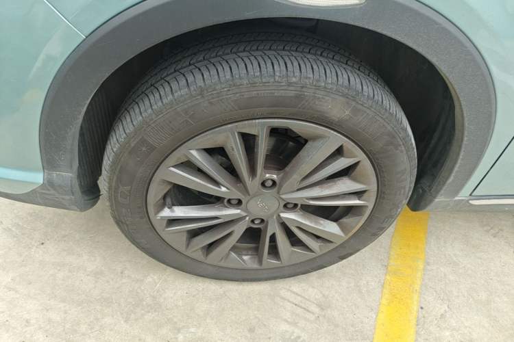 Used NETA V 2021 Co-sport Magic Edition Left Front Wheel Hub