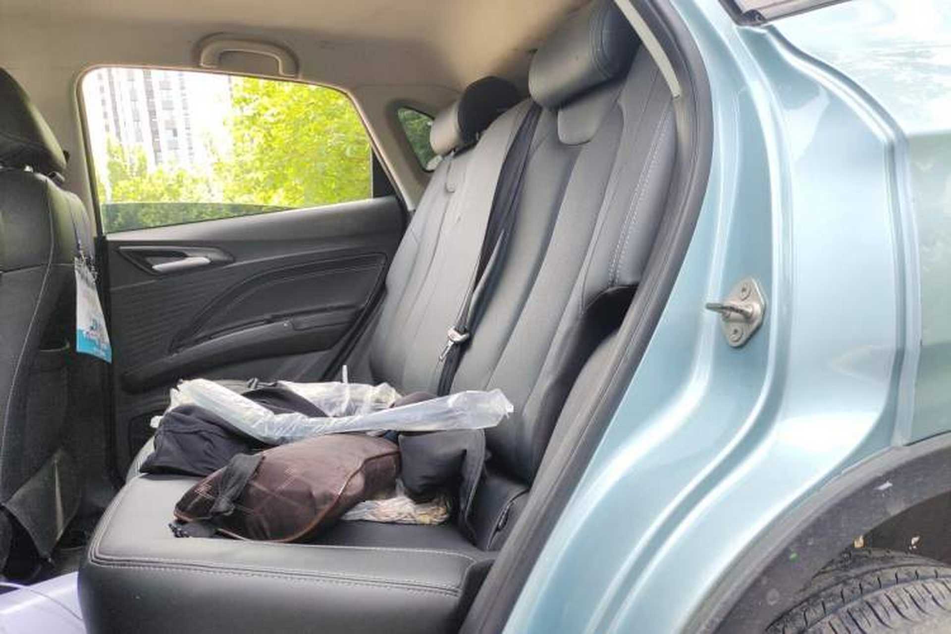 Used NETA V 2021 Long-Range Entertainment Edition Upgrade Model Left Rear Seat