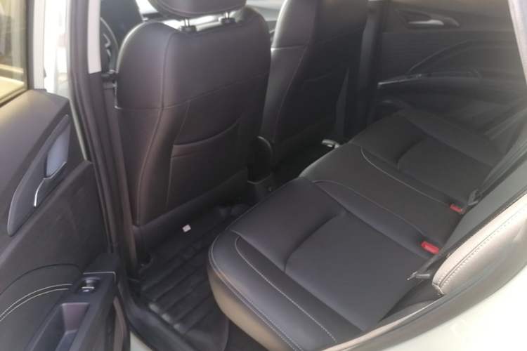 Used NETA V 2021 Long-Range Entertainment Edition Upgrade Model Left Rear Seat