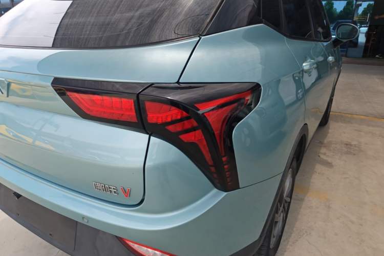 Used NETA V 2021 Standard Range Entertainment Version – Upgraded Model Right Rear Taillight