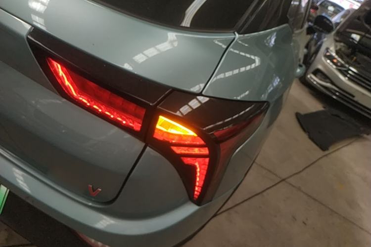 Used NETA V 2021 Long-Range Entertainment Edition Upgrade Model Right Rear Taillight