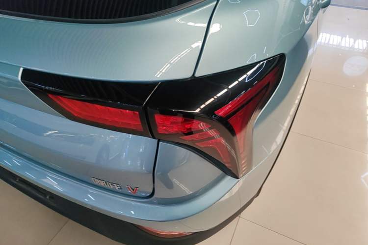Used NETA V 2021 Long-Range Entertainment Edition Upgrade Model Right Rear Taillight