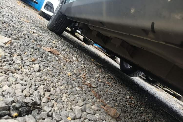Used NETA V 2021 Standard Range Entertainment Edition Right Side Sill