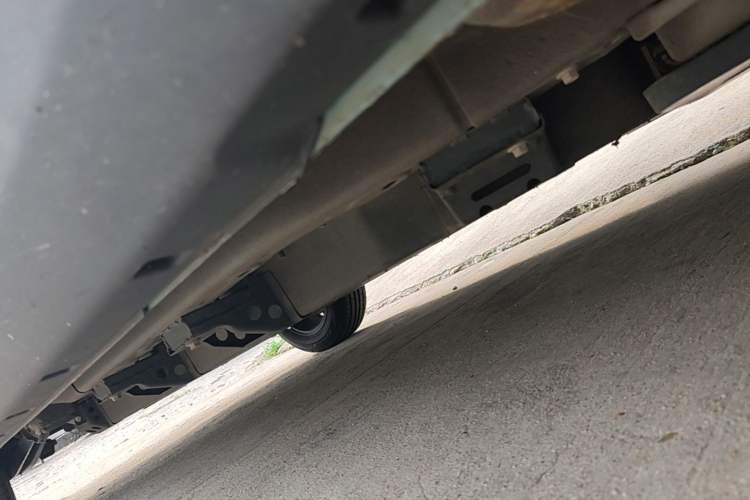 Used NETA V 2021 Standard Range Entertainment Version – Upgraded Model Right Side Sill
