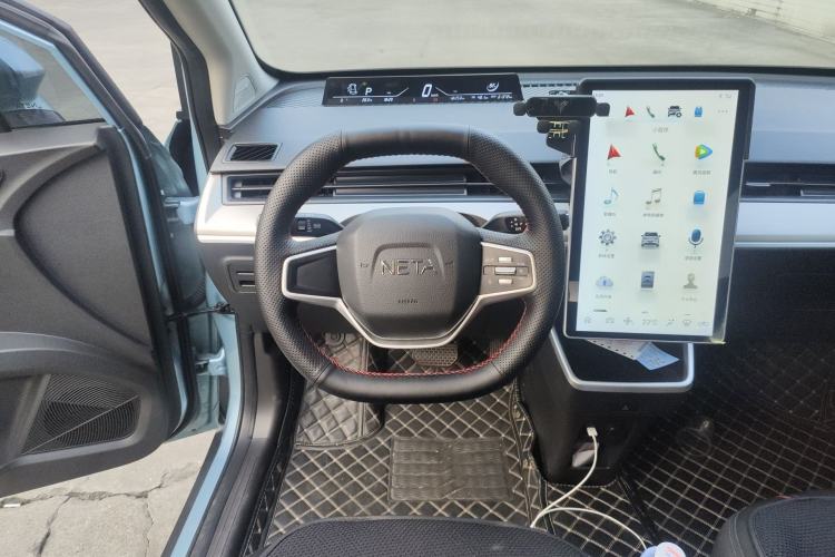 Used NETA V 2021 Standard Range Entertainment Version – Upgraded Model Steering Wheel