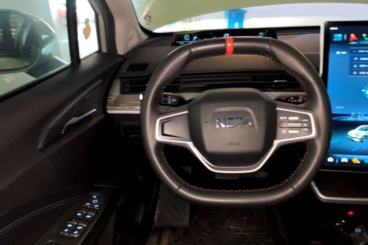 Used NETA V 2021 Standard Range Entertainment Version – Upgraded Model Steering Wheel