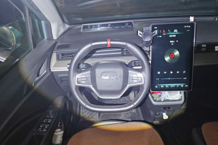 Used NETA V 2021 Long-Range Entertainment Edition Upgrade Model Steering Wheel
