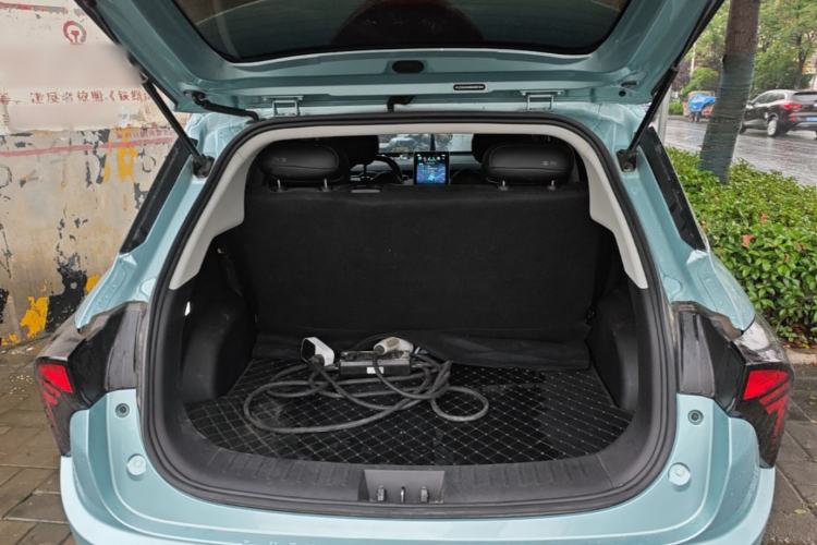 Used NETA V 2021 Standard Range Entertainment Version – Upgraded Model Trunk