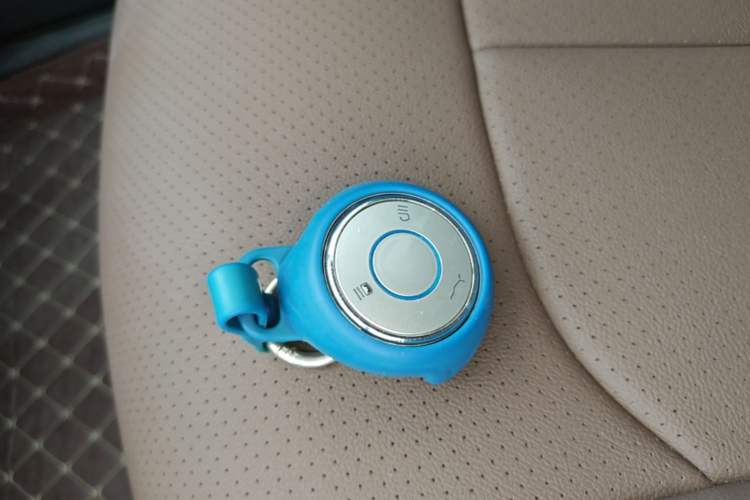 Used NETA V 2021 Standard Range Entertainment Version – Upgraded Model Vehicle Key