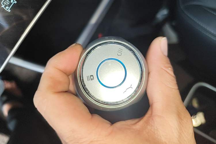 Used NETA V 2021 Long-Range Entertainment Edition Upgrade Model Vehicle Key
