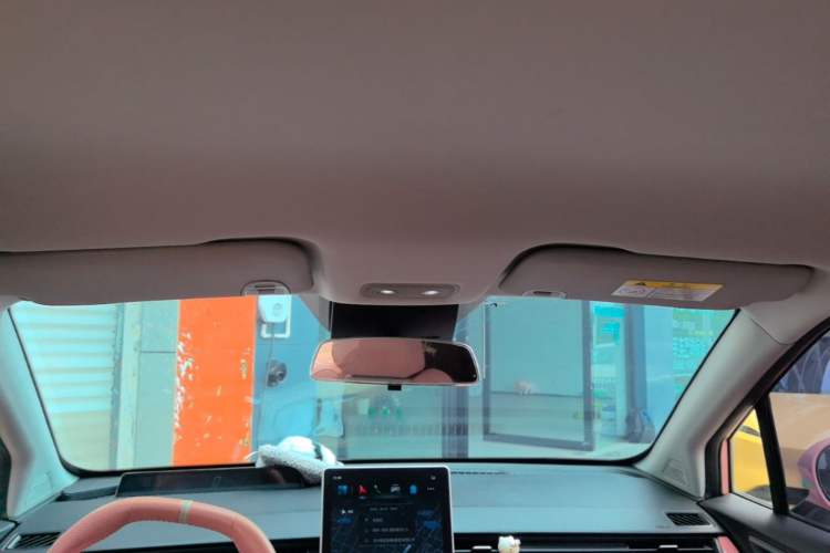 Used NETA V 2021 Witch Edition Headliner