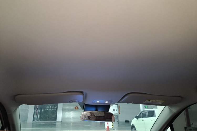 Used NETA V 2021 Witch Edition Headliner