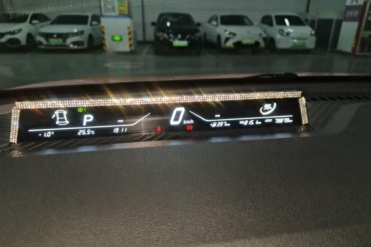 Used NETA V 2021 Witch Edition Instrument Cluster