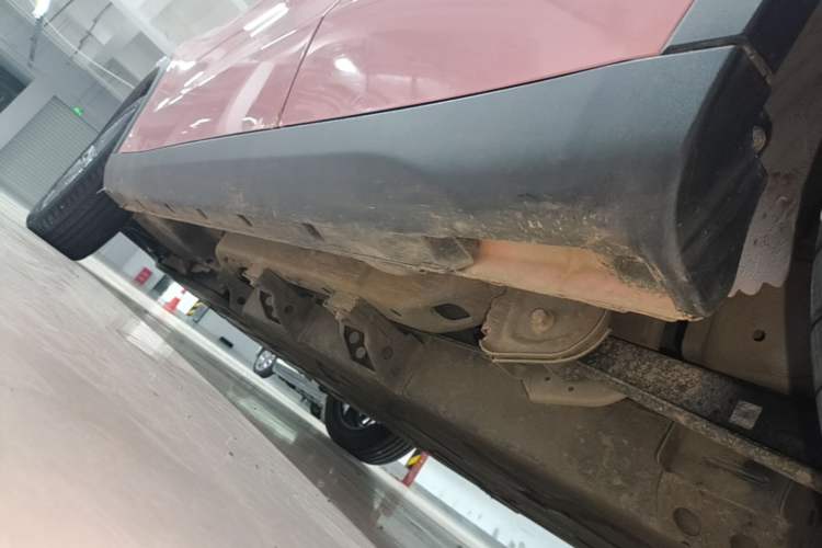 Used NETA V 2021 Witch Edition Left Side Sill