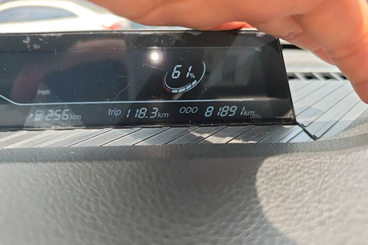 Used NETA V 2021 Witch Edition Odometer Close Up