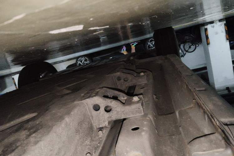 Used NETA V 2021 Standard Range Entertainment Version – Upgraded Model Chassis Rear Left