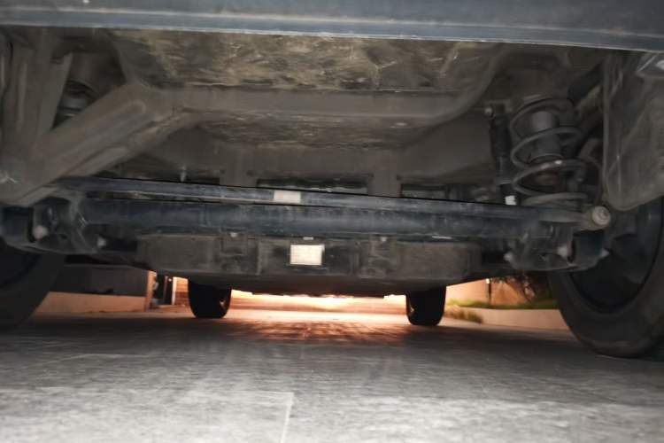 Used NETA V 2021 Long-Range Entertainment Edition Upgrade Model Chassis Rear