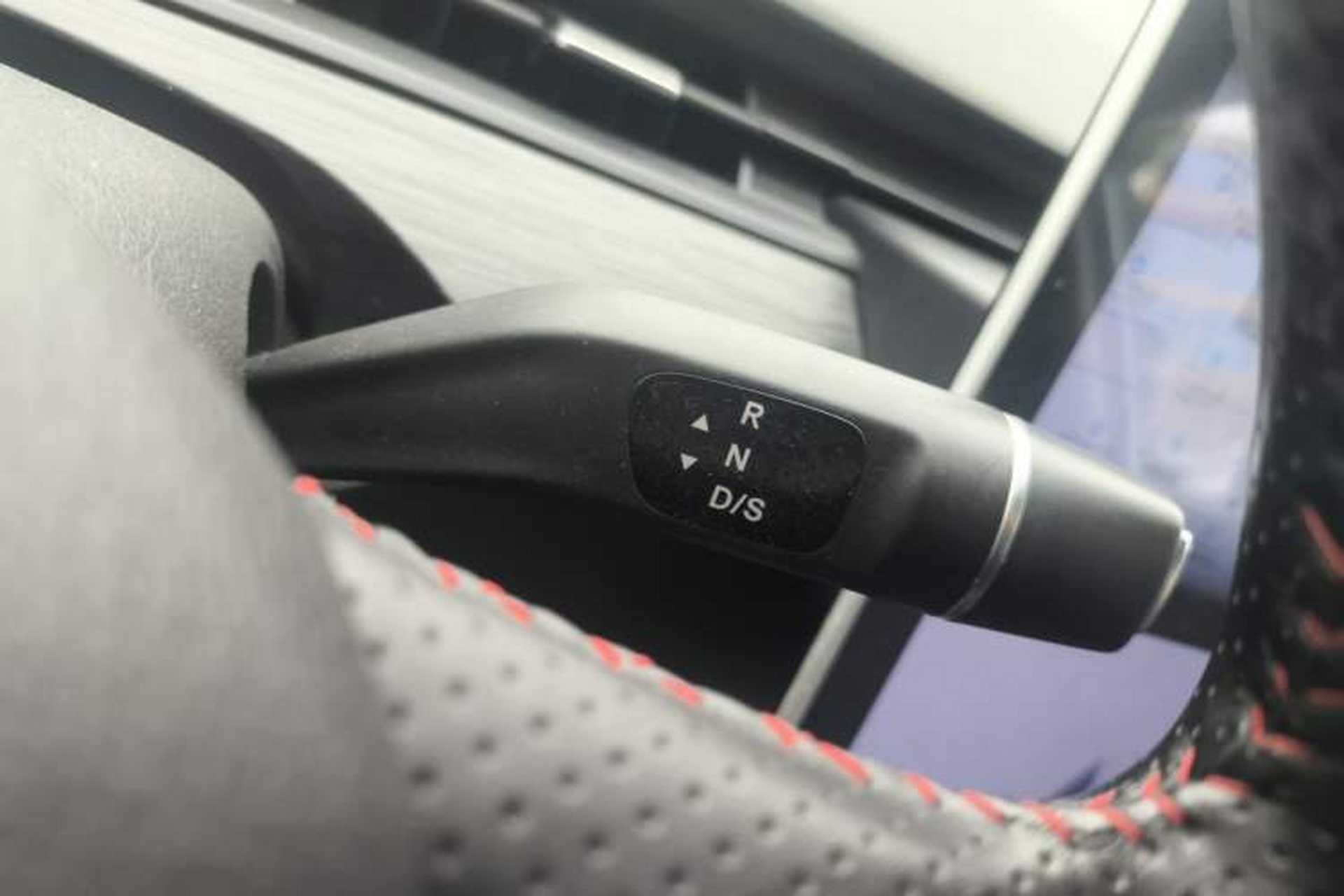 Used NETA V 2021 Long-Range Entertainment Edition Gear Lever