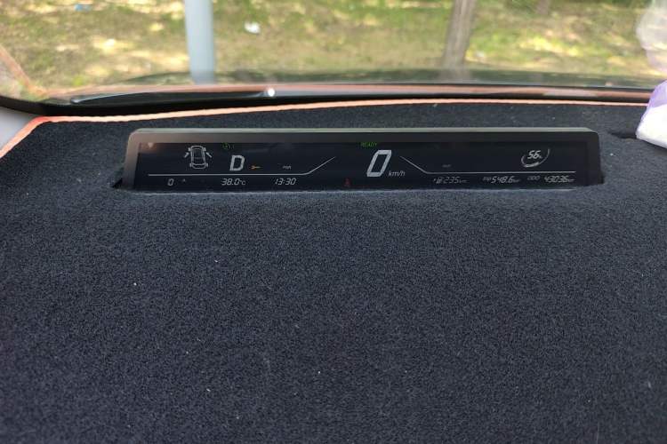 Used NETA V 2021 Long-Range Entertainment Edition Upgrade Model Instrument Cluster