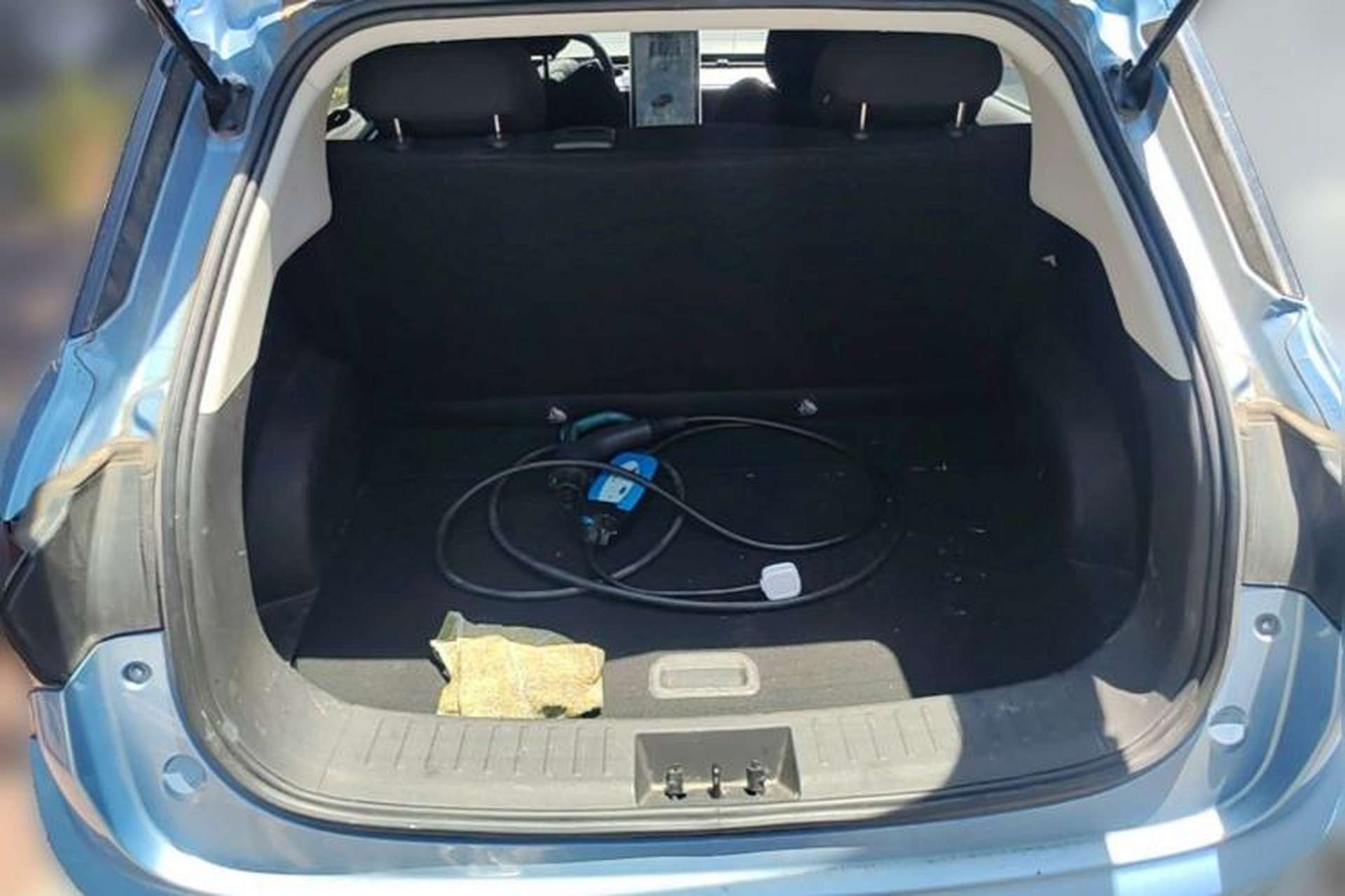 Used NETA V 2021 Standard Range Entertainment Version – Upgraded Model Trunk