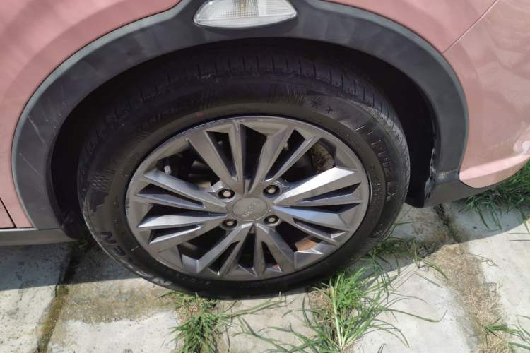 Used NETA V 2021 Witch Edition Right Front Wheel Hub