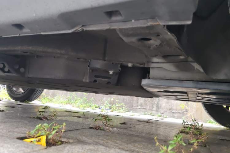 Used NETA V 2021 Standard Range Entertainment Version – Upgraded Model Chassis Front Right
