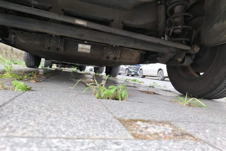 Used NETA V 2021 Standard Range Entertainment Version – Upgraded Model Chassis Rear