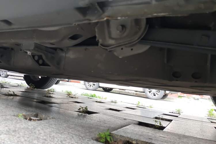 Used NETA V 2021 Standard Range Entertainment Version – Upgraded Model Chassis Rear Left