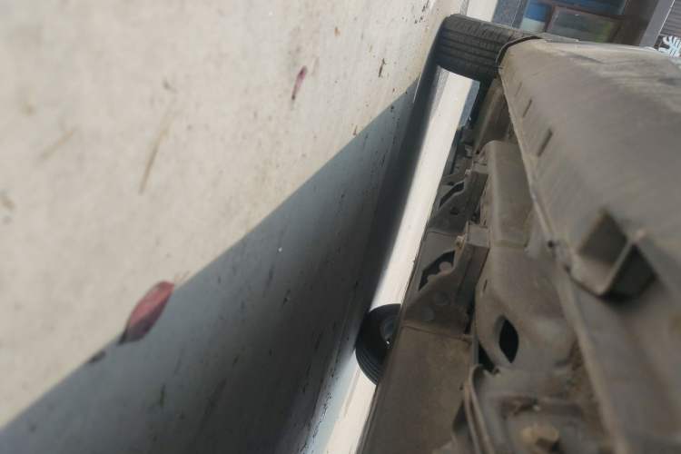 Used NETA V 2021 Standard Range Entertainment Edition Chassis Rear Left