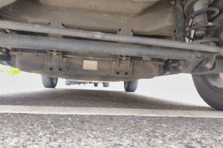 Used NETA V 2021 Long-Range Entertainment Edition Upgrade Model Chassis Rear
