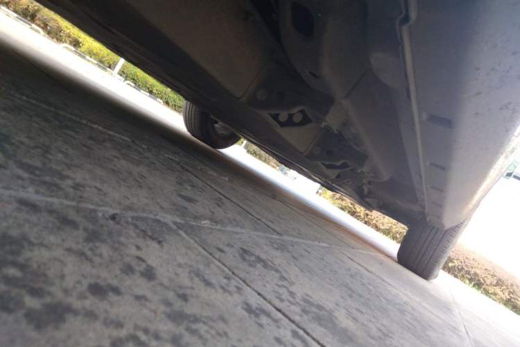 Used NETA V 2021 Long-Range Entertainment Edition Chassis Rear Right