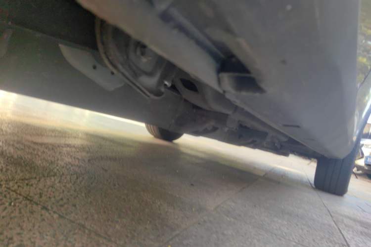 Used NETA V 2021 Long-Range Entertainment Edition Upgrade Model Chassis Rear Right