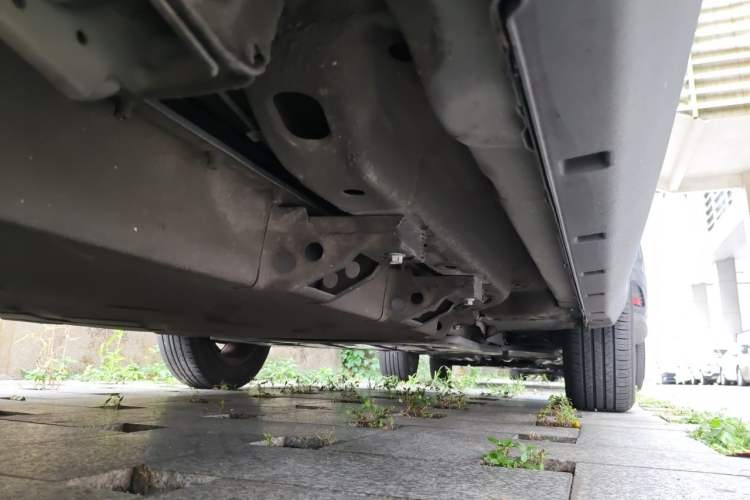 Used NETA V 2021 Standard Range Entertainment Version – Upgraded Model Chassis Rear Right