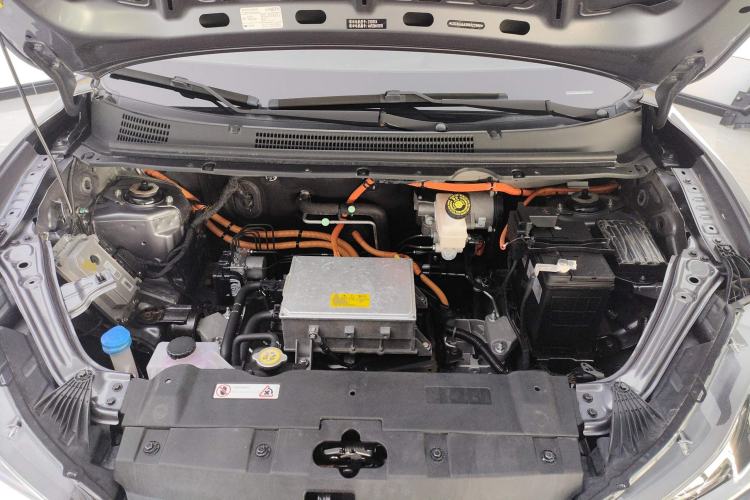 Used NETA V 2021 Long-Range Entertainment Edition Upgrade Model Engine Bay