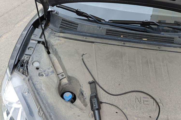 Used NETA V 2021 Long-Range Entertainment Edition Engine Bay Right