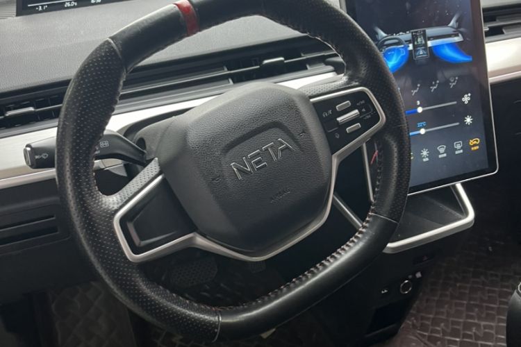 Used NETA V 2021 Standard Range Entertainment Version – Upgraded Model Interior 1