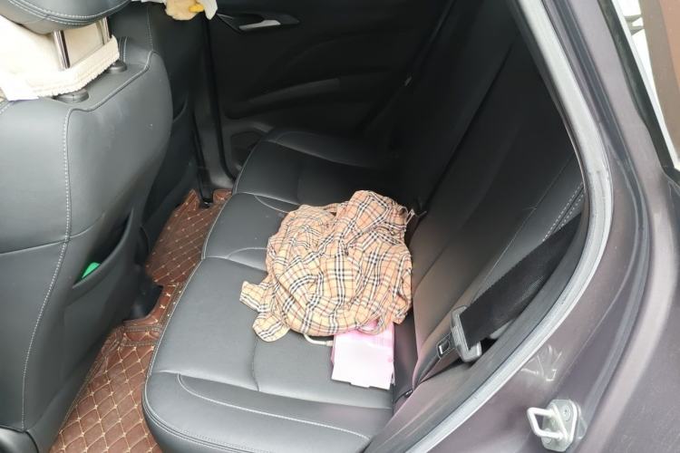 Used NETA V 2021 Standard Range Entertainment Version – Upgraded Model Left Rear Seat