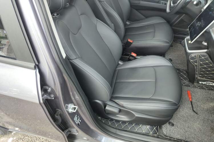 Used NETA V 2021 Ride-Hailing Custom Edition Right Front Seat