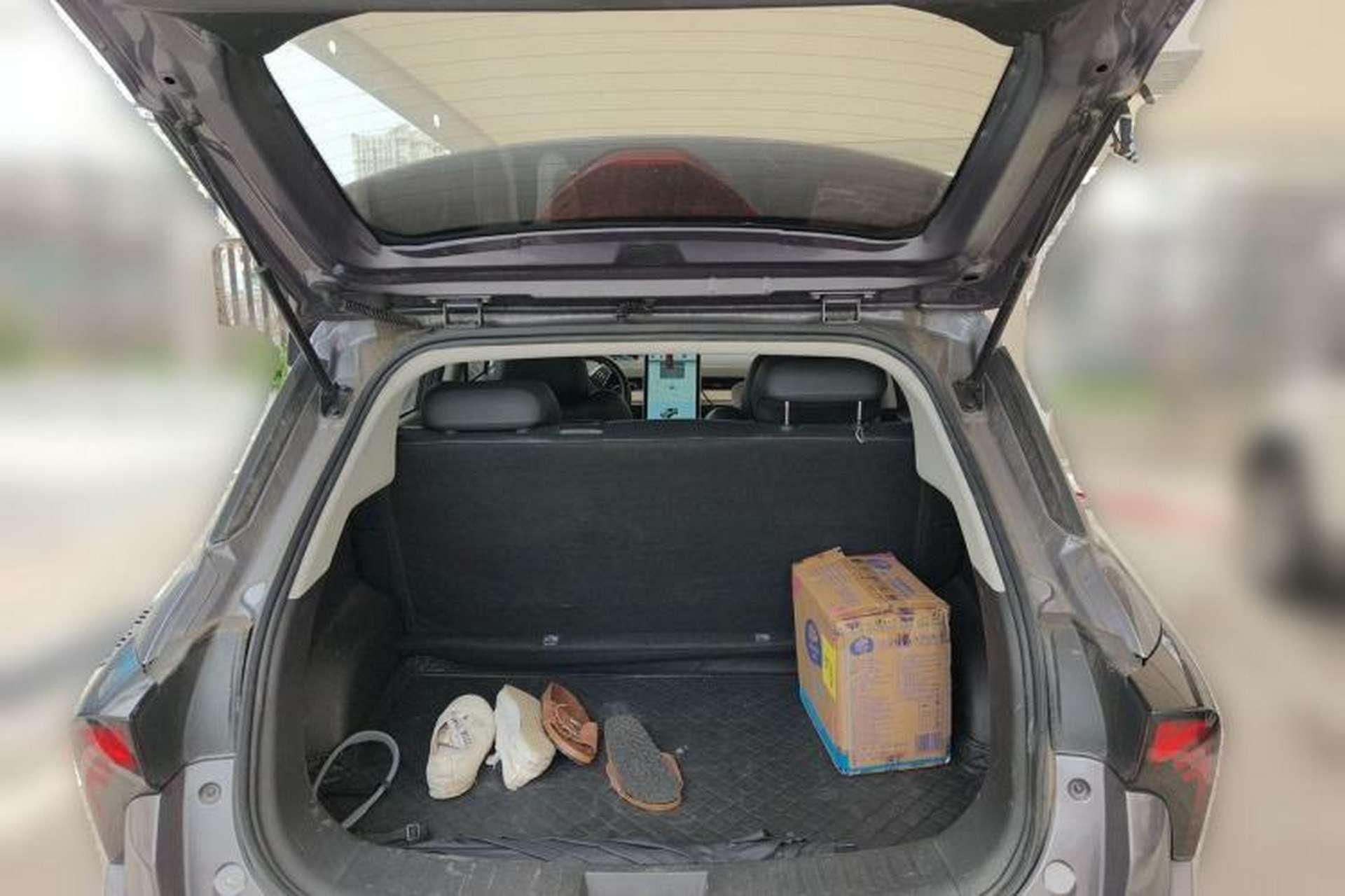 Used NETA V 2021 Long-Range Entertainment Edition Upgrade Model Trunk