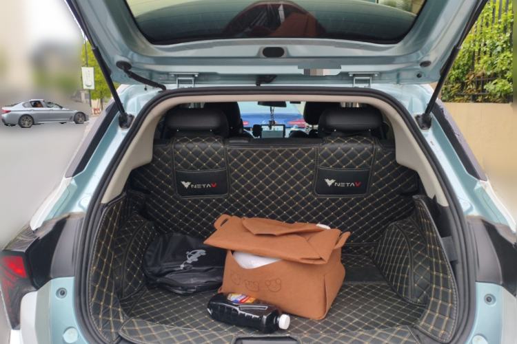 Used NETA V 2021 Long-Range Entertainment Edition Upgrade Model Trunk