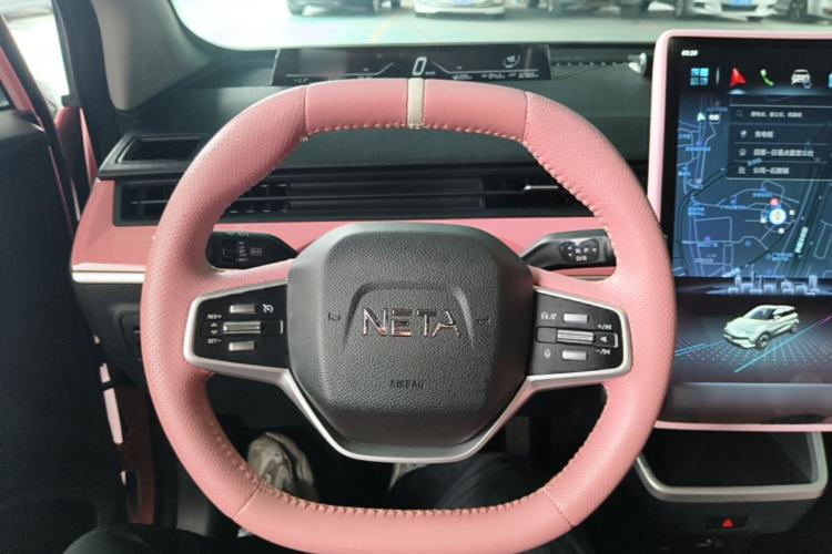 Used NETA V 2021 Long-Range Smart Edition Upgrade Model Steering Wheel