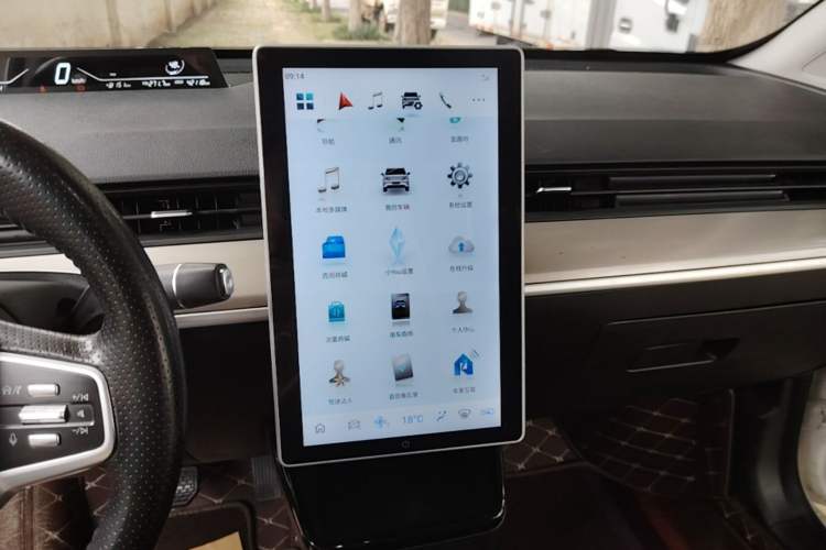 Used NETA V 2021 Standard Range Entertainment Edition Audio And AC Panel