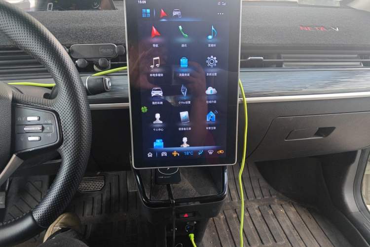 Used NETA V 2021 Standard Range Entertainment Edition Audio And AC Panel