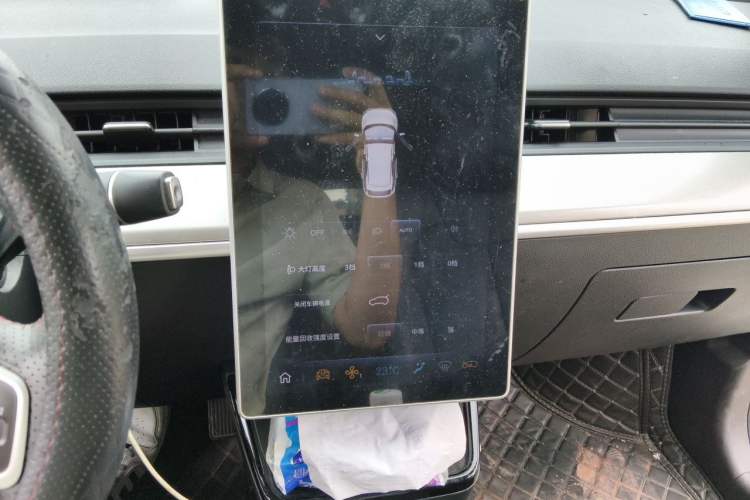 Used NETA V 2021 Standard Range Entertainment Version – Upgraded Model Audio And AC Panel
