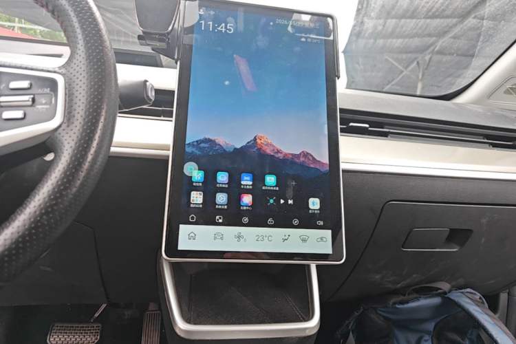 Used NETA V 2021 Standard Range Entertainment Version – Upgraded Model Audio And AC Panel