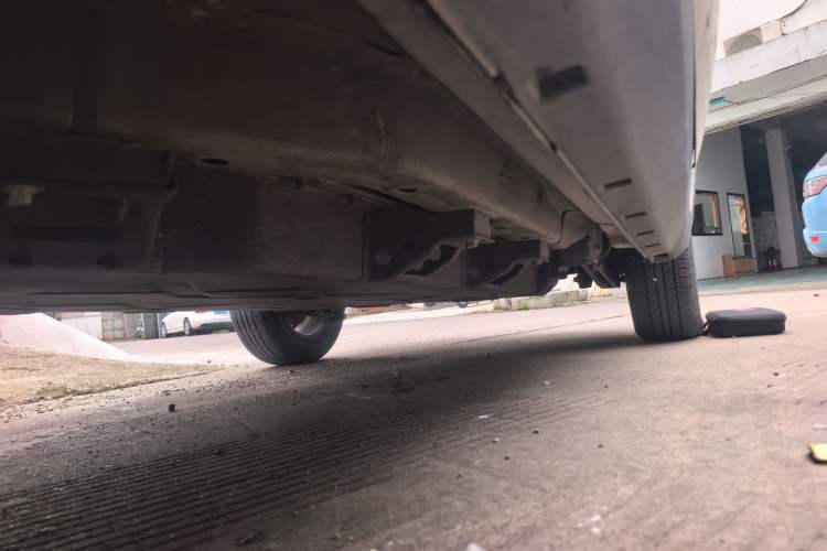 Used NETA V 2021 Standard Range Version Chassis Front Left
