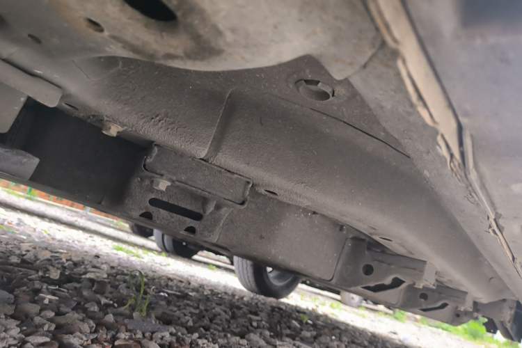 Used NETA V 2021 Long-Range Entertainment Edition Chassis Front Left