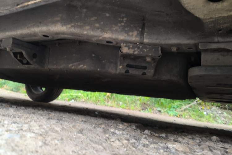 Used NETA V 2021 Standard Range Entertainment Edition Chassis Front Right