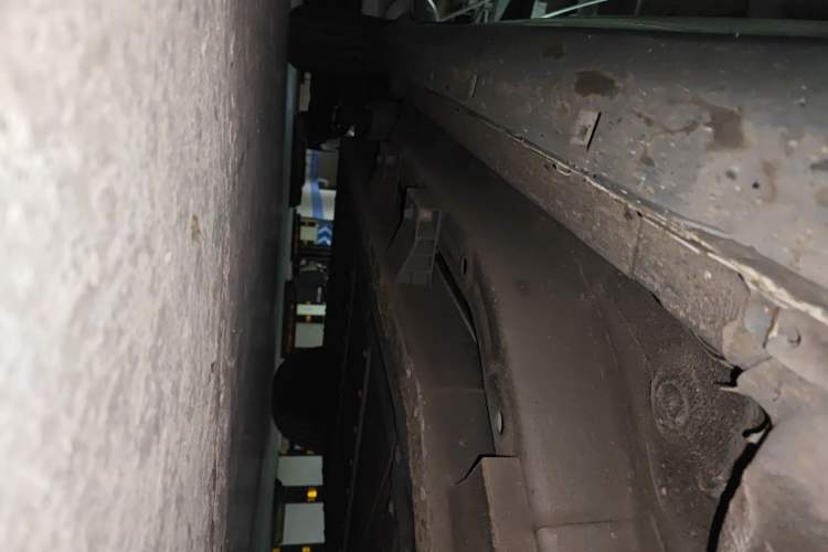 Used NETA V 2021 Standard Range Entertainment Version – Upgraded Model Chassis Front Right